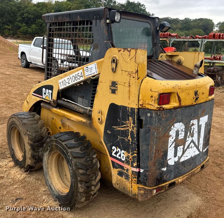 image for item DW6518 2000 Caterpillar 226 skid steer loader