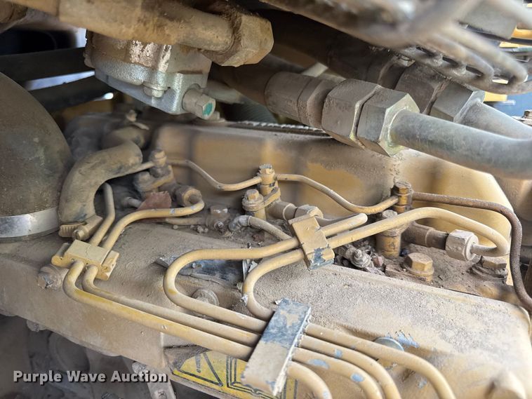 image for item DW6518 2000 Caterpillar 226 skid steer loader