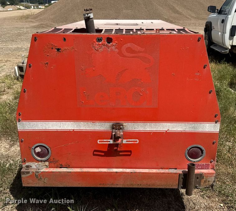 image for item DW6519 1994 LeRoi 3271X69 air compressor