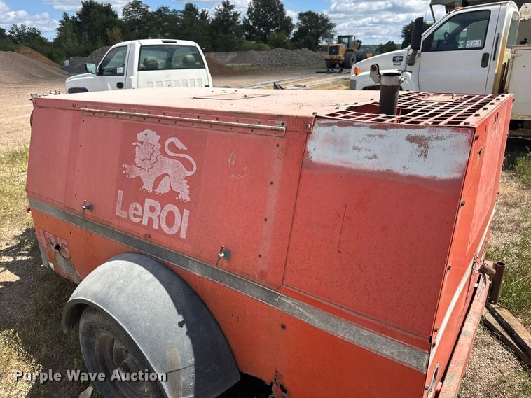 image for item DW6519 1994 LeRoi 3271X69 air compressor