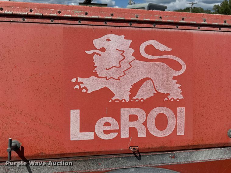 image for item DW6519 1994 LeRoi 3271X69 air compressor