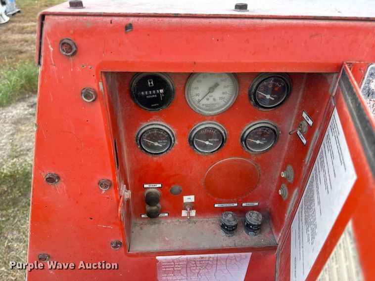 image for item DW6519 1994 LeRoi 3271X69 air compressor