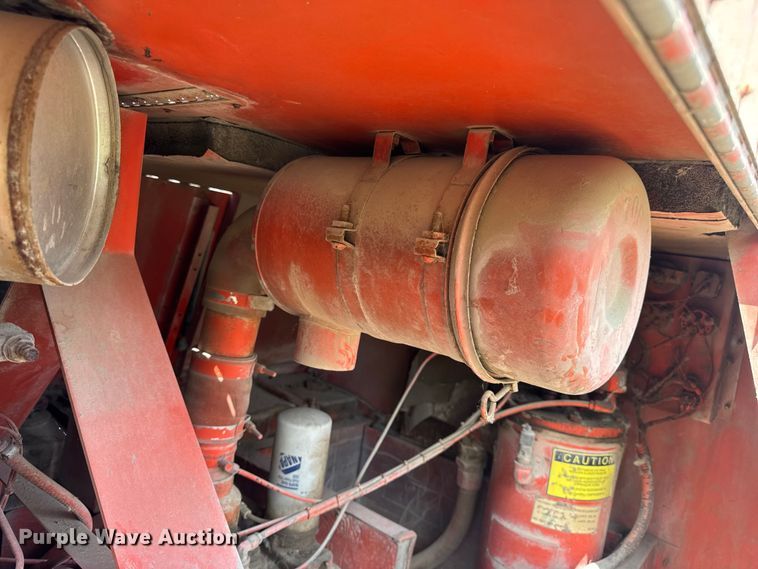 image for item DW6519 1994 LeRoi 3271X69 air compressor