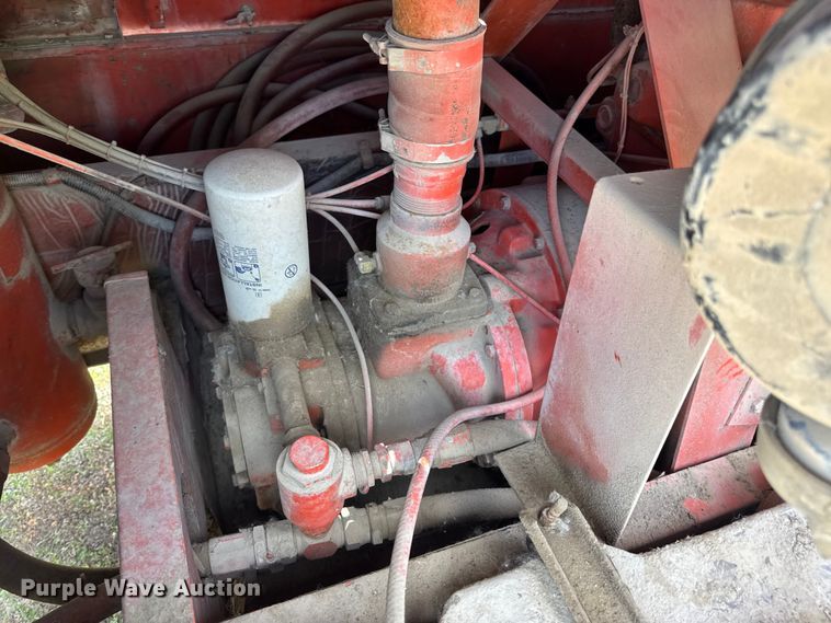 image for item DW6519 1994 LeRoi 3271X69 air compressor