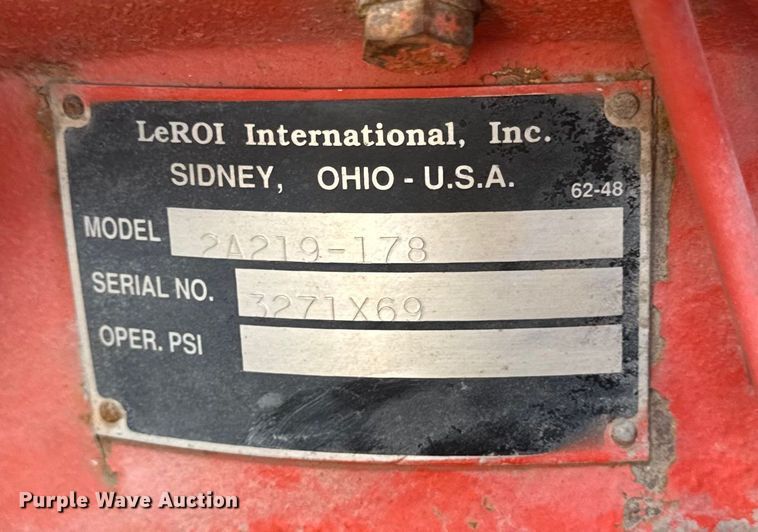 image for item DW6519 1994 LeRoi 3271X69 air compressor