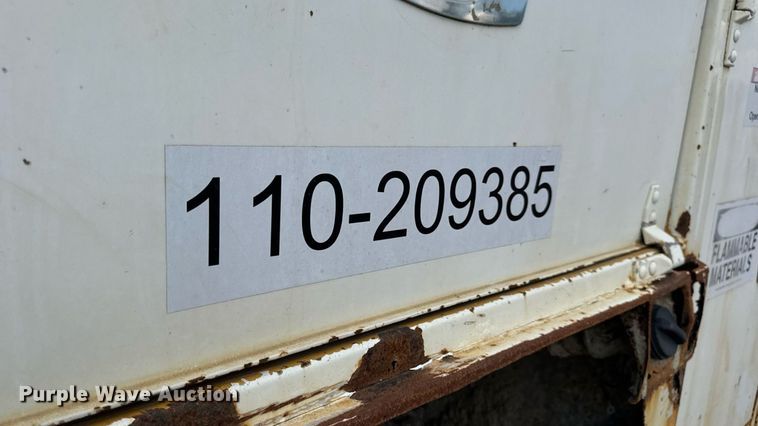 image for item DW6521 2005 Chevrolet C5500 utility / service truck