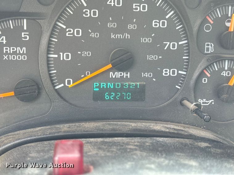 image for item DW6521 2005 Chevrolet C5500 utility / service truck