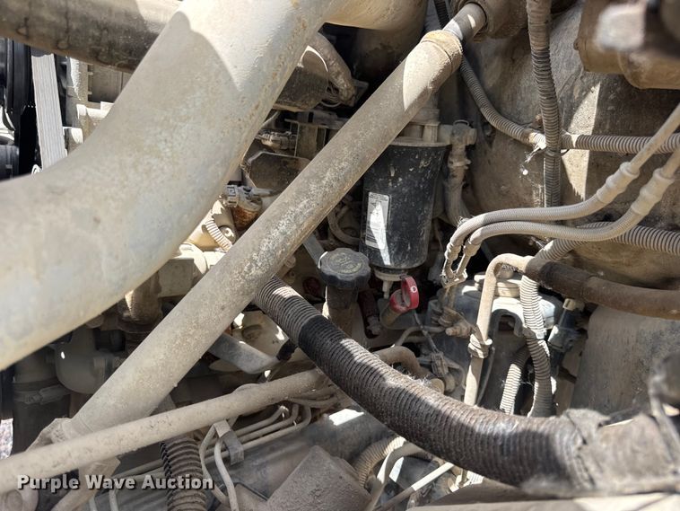 image for item DW6521 2005 Chevrolet C5500 utility / service truck