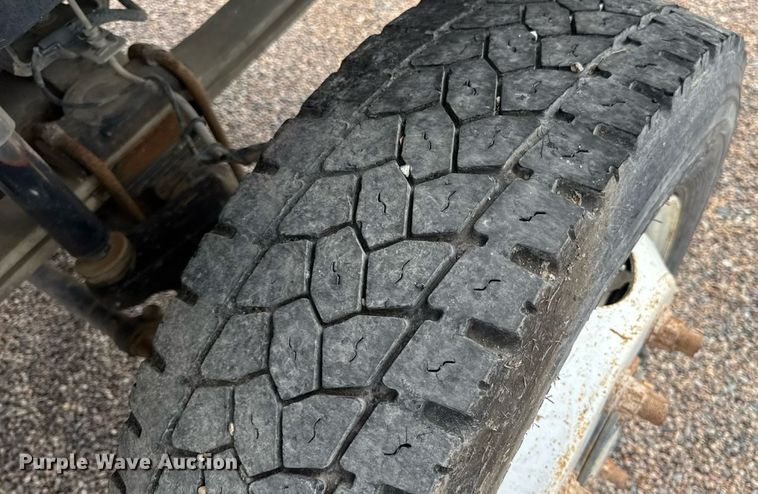 image for item DW6521 2005 Chevrolet C5500 utility / service truck