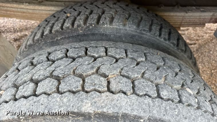 image for item DW6521 2005 Chevrolet C5500 utility / service truck