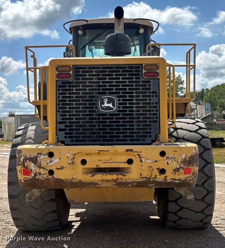 image for item DW6522 2007 John Deere 824J wheel loader