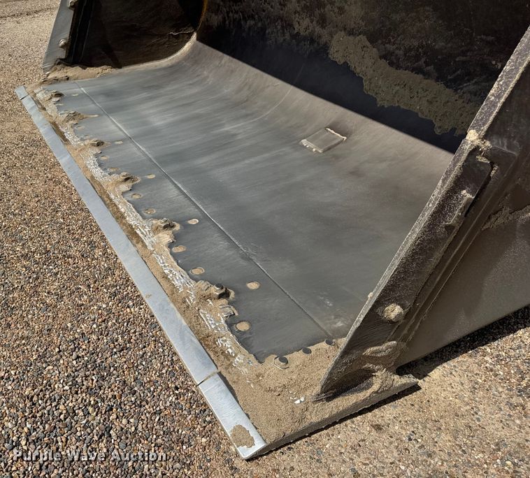 image for item DW6522 2007 John Deere 824J wheel loader