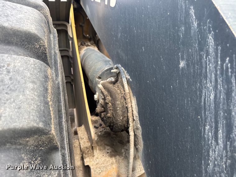 image for item DW6522 2007 John Deere 824J wheel loader