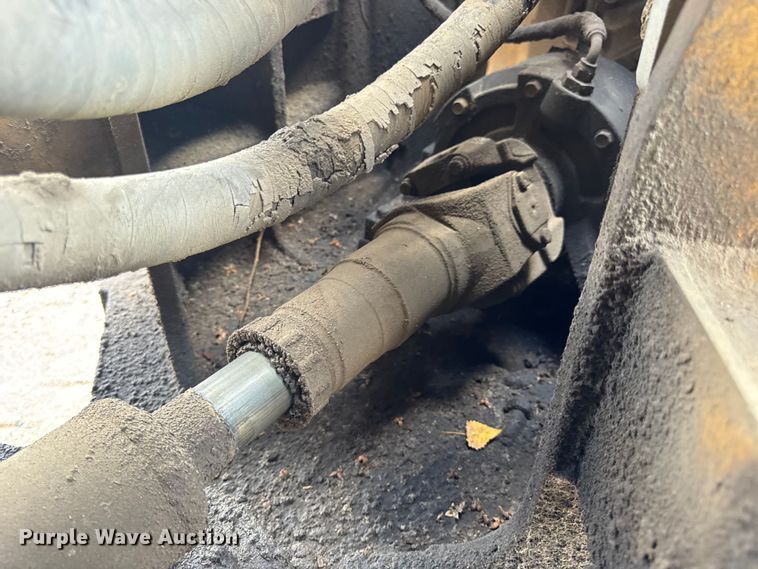 image for item DW6522 2007 John Deere 824J wheel loader