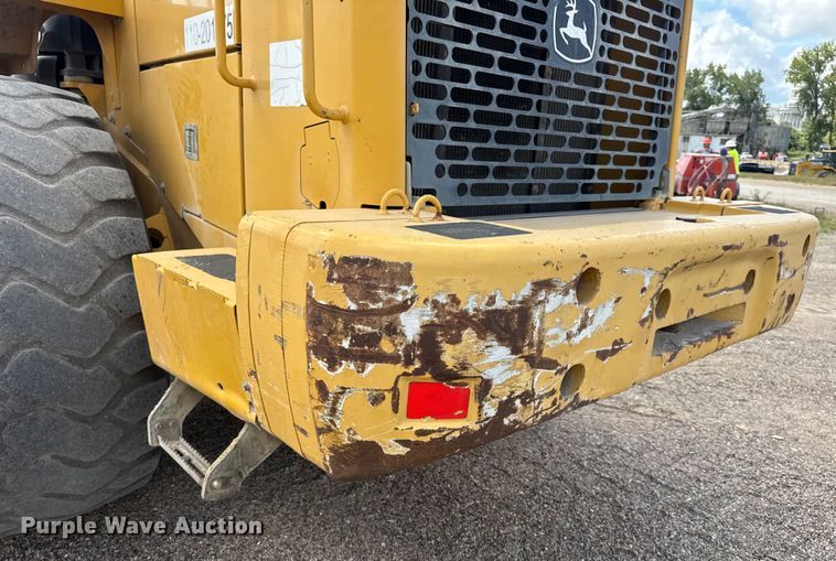 image for item DW6522 2007 John Deere 824J wheel loader