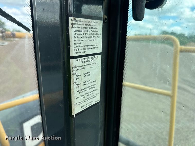 image for item DW6522 2007 John Deere 824J wheel loader