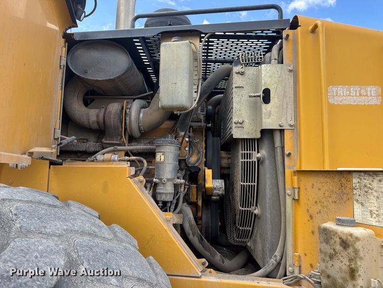 image for item DW6522 2007 John Deere 824J wheel loader