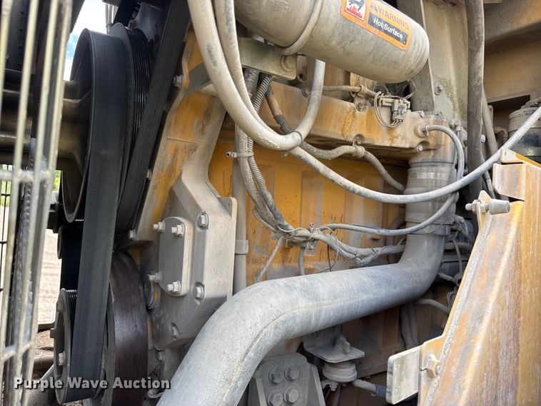 image for item DW6522 2007 John Deere 824J wheel loader