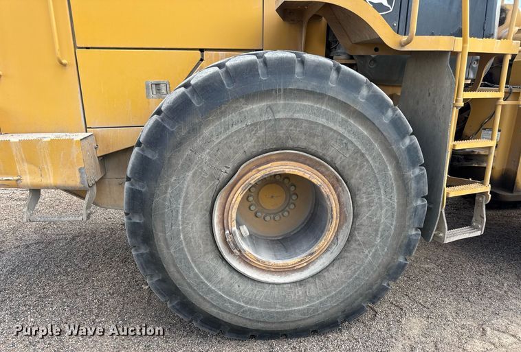 image for item DW6522 2007 John Deere 824J wheel loader
