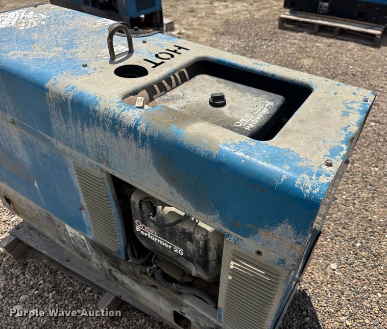 image for item DW6525 Miller Trailblazer 280 welder/generator