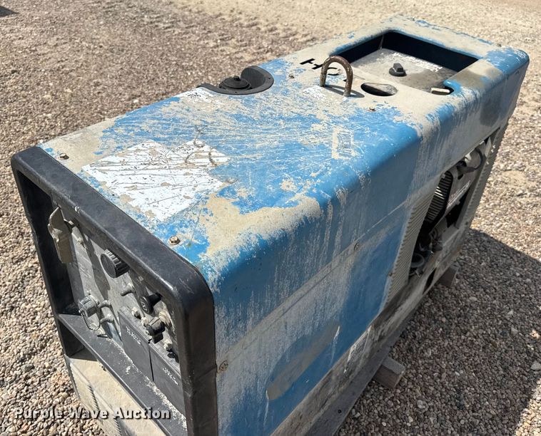 image for item DW6525 Miller Trailblazer 280 welder/generator
