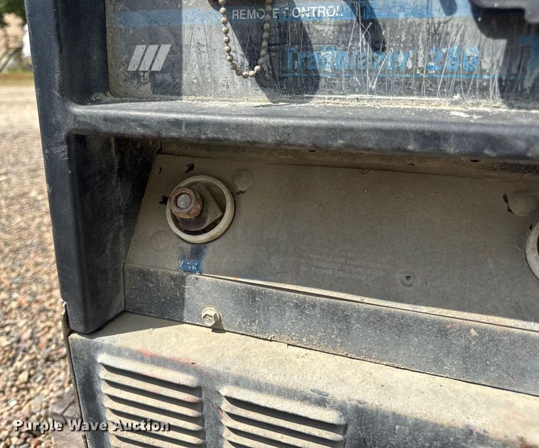 image for item DW6525 Miller Trailblazer 280 welder/generator