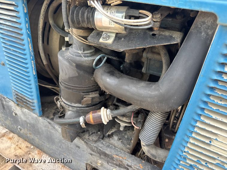 image for item DW6526 Miller Trailblazer 300D welder/generator