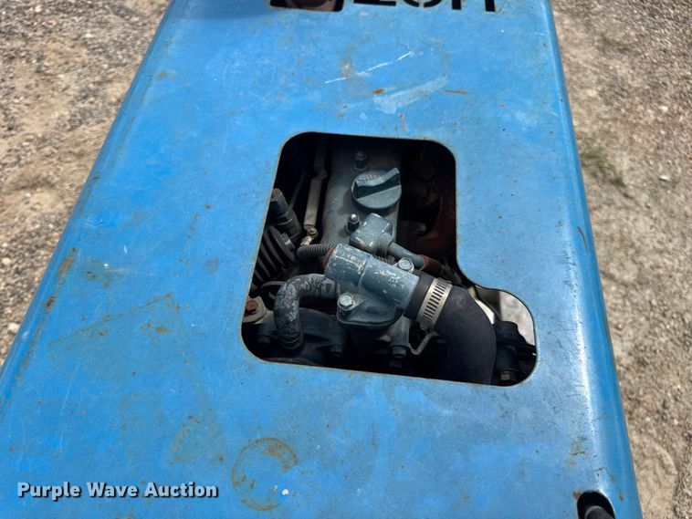 image for item DW6526 Miller Trailblazer 300D welder/generator