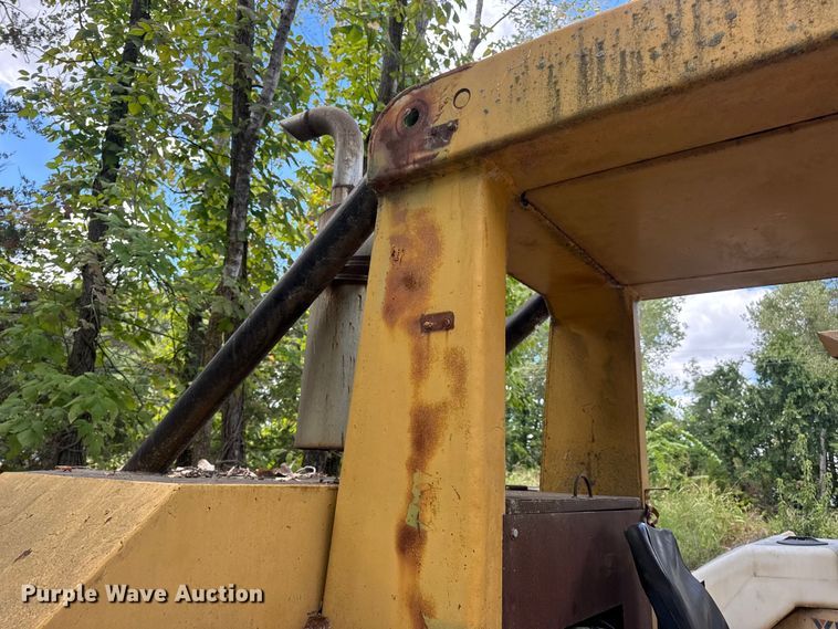 image for item DW6528 Taylor forklift