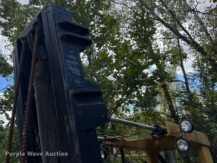 image for item DW6528 Taylor forklift