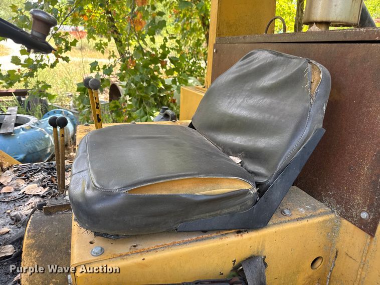 image for item DW6528 Taylor forklift