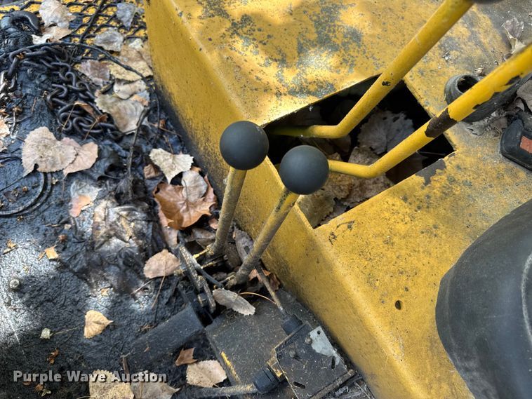 image for item DW6528 Taylor forklift