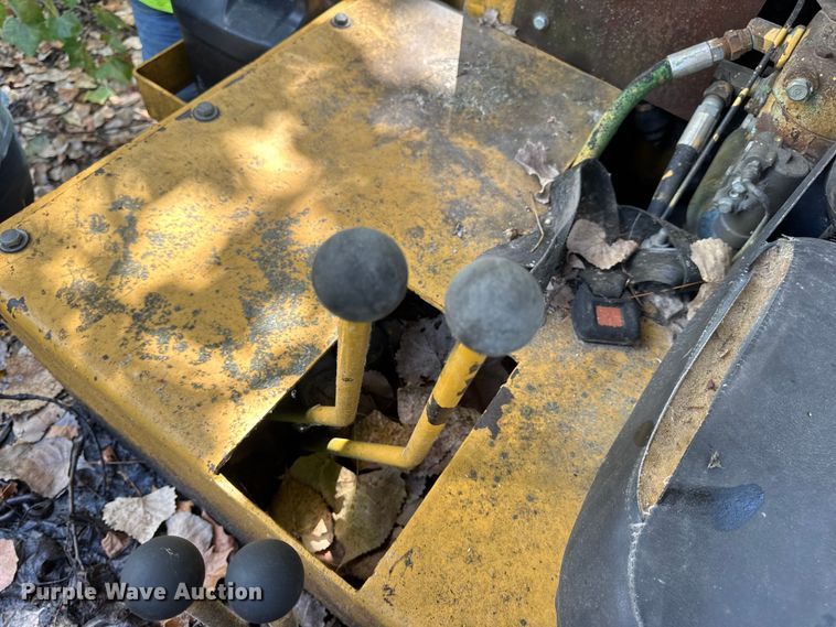 image for item DW6528 Taylor forklift