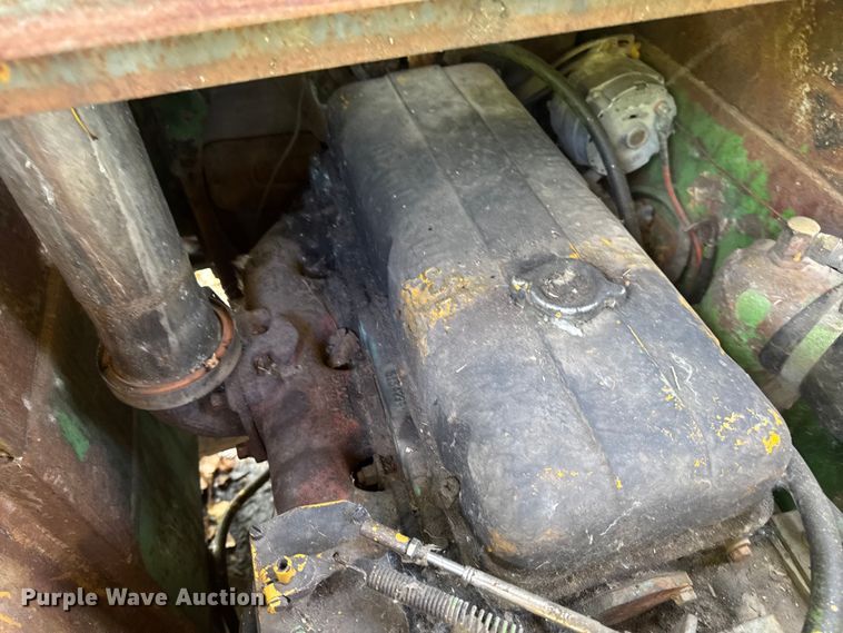 image for item DW6528 Taylor forklift