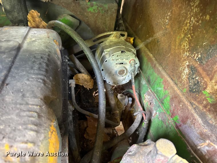 image for item DW6528 Taylor forklift