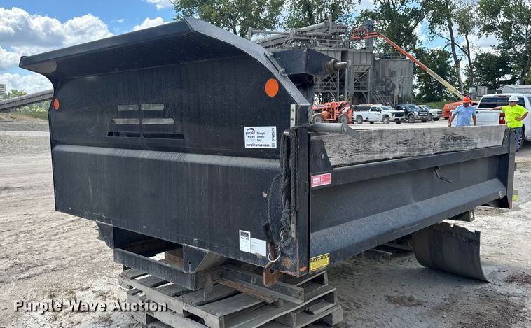 image for item DW6529 Monroe dump bed