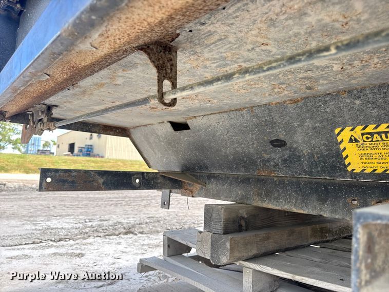 image for item DW6529 Monroe dump bed