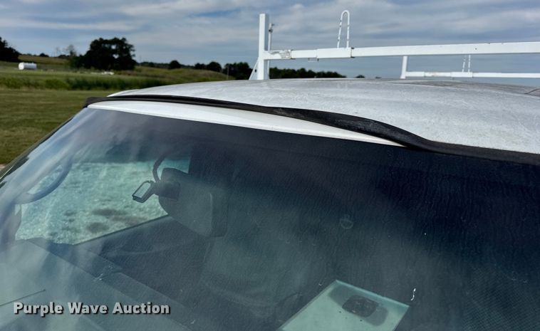 image for item DW6547 2013 Chevrolet  Express 2500 van