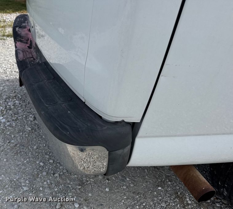 image for item DW6547 2013 Chevrolet  Express 2500 van