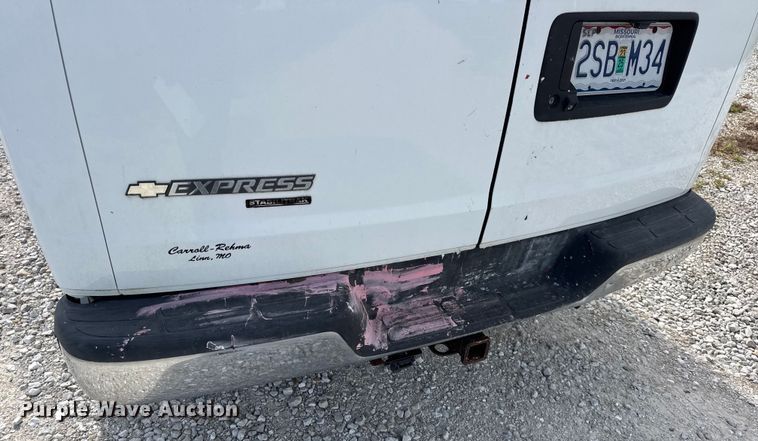 image for item DW6547 2013 Chevrolet  Express 2500 van
