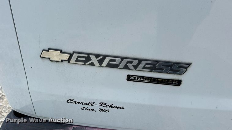 image for item DW6547 2013 Chevrolet  Express 2500 van
