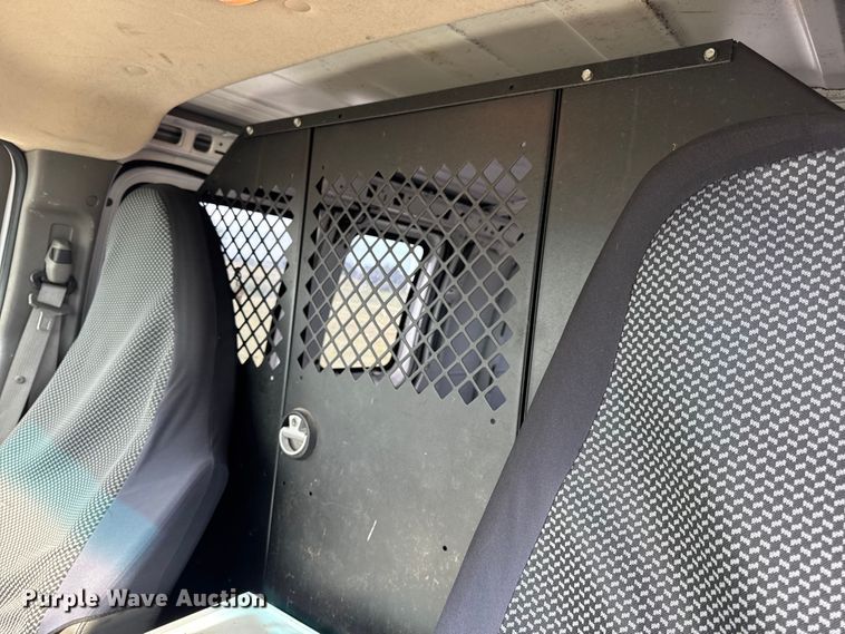 image for item DW6547 2013 Chevrolet  Express 2500 van