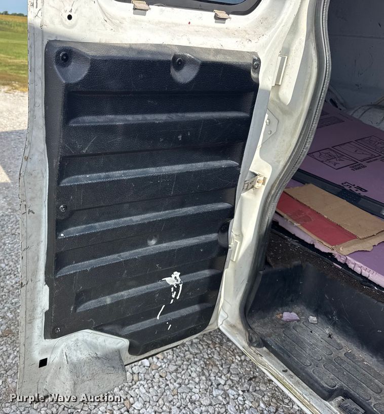 image for item DW6547 2013 Chevrolet  Express 2500 van