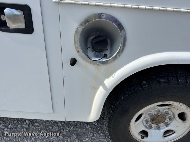 image for item DW6549 2016 Chevrolet  Express G3500 utility van