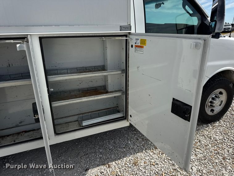 image for item DW6549 2016 Chevrolet  Express G3500 utility van