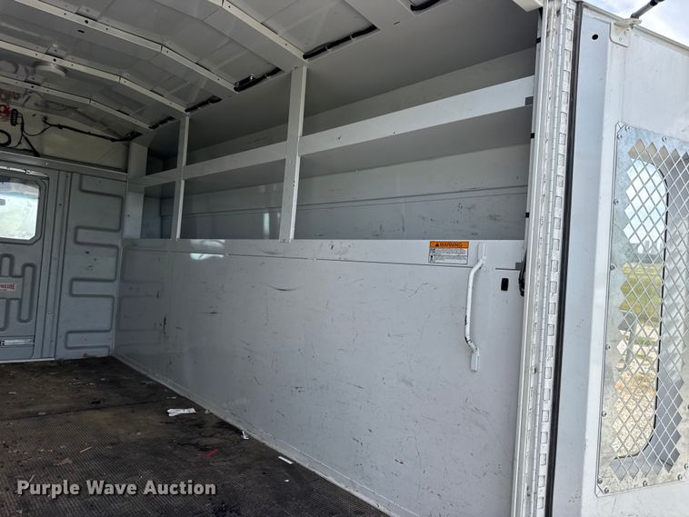 image for item DW6549 2016 Chevrolet  Express G3500 utility van