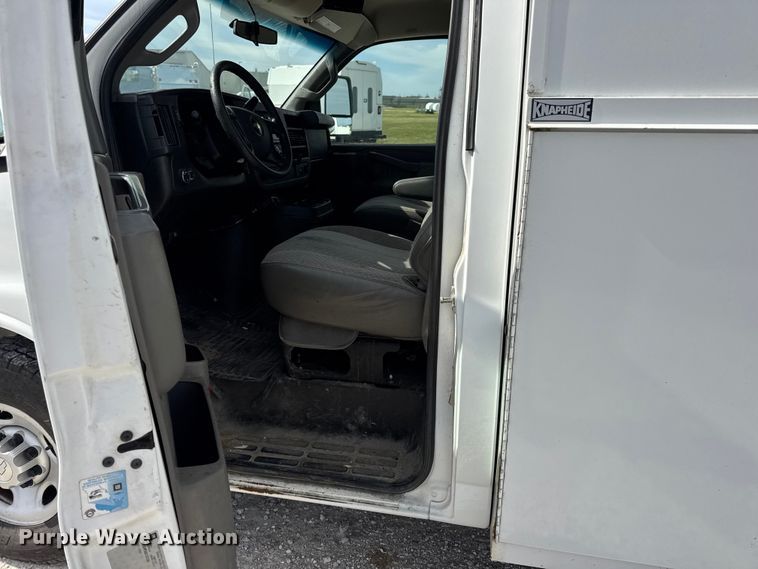 image for item DW6549 2016 Chevrolet  Express G3500 utility van