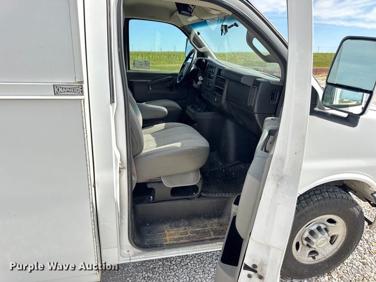 image for item DW6549 2016 Chevrolet  Express G3500 utility van