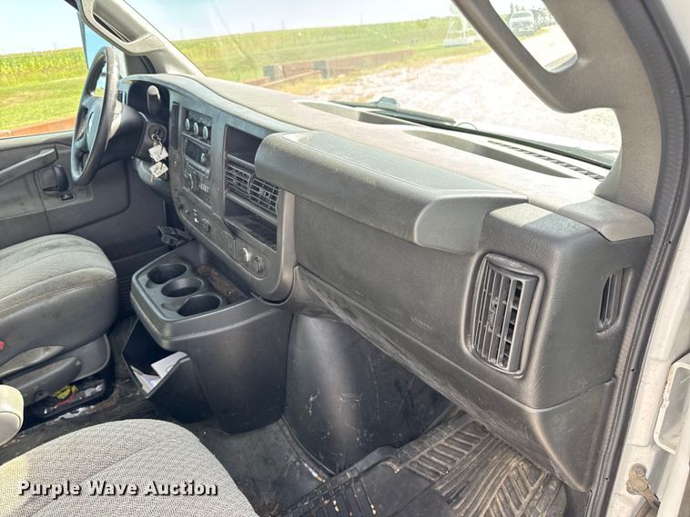 image for item DW6549 2016 Chevrolet  Express G3500 utility van
