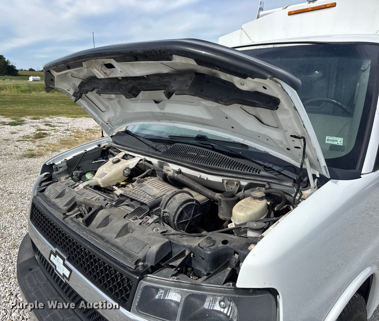 image for item DW6549 2016 Chevrolet  Express G3500 utility van